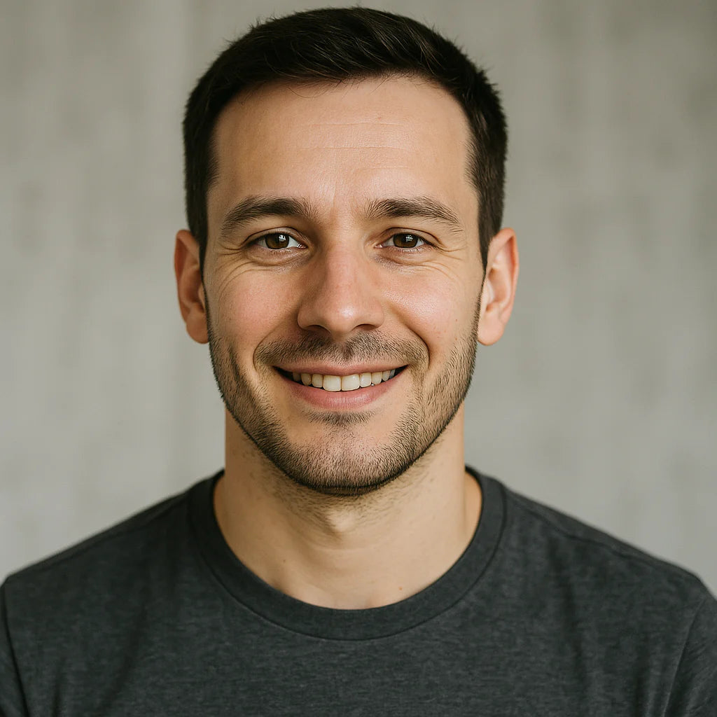 <em>Camilo Pérez </em>